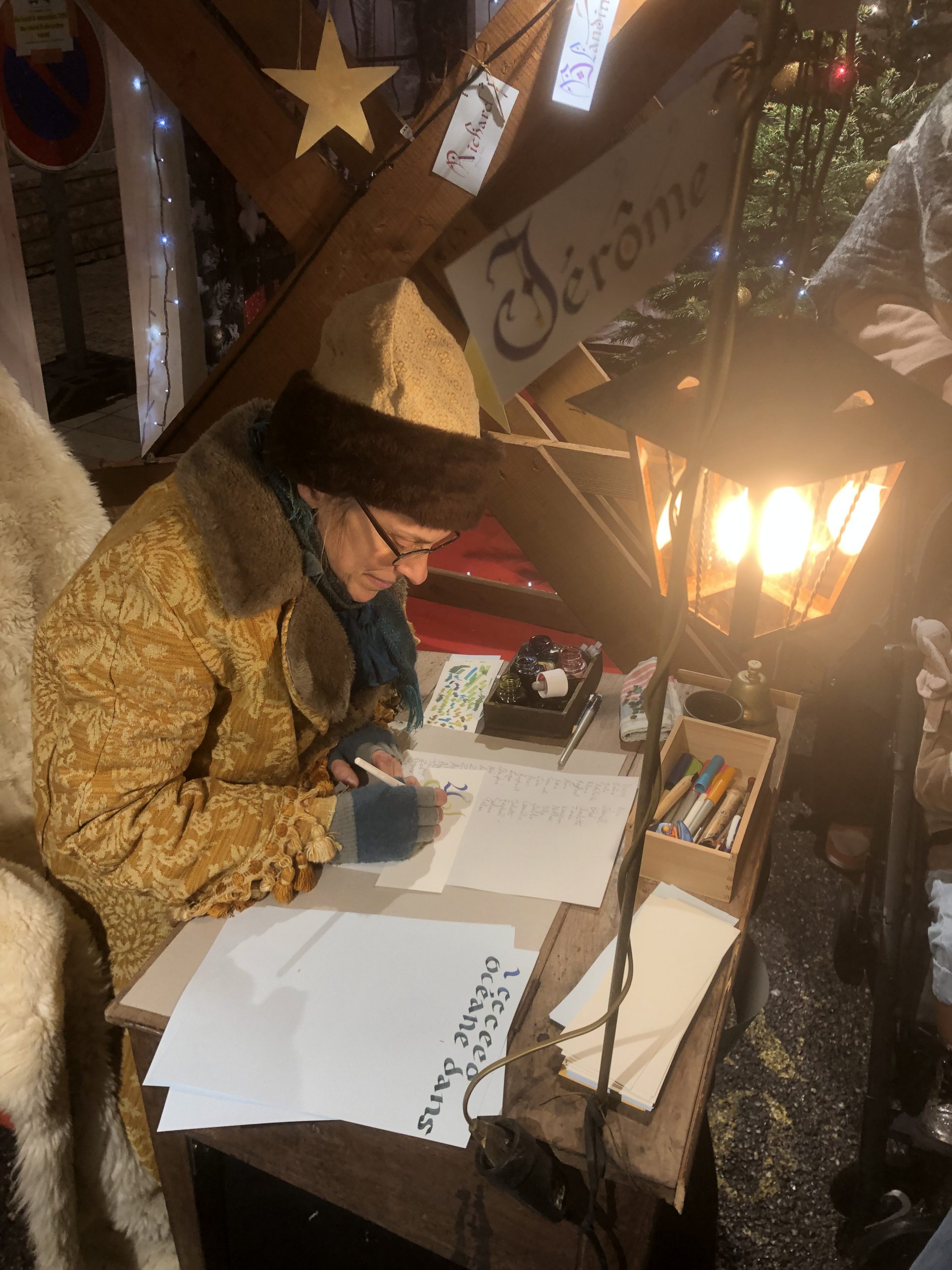 Calligraphie et Manège à la fête des lumières de Vourles